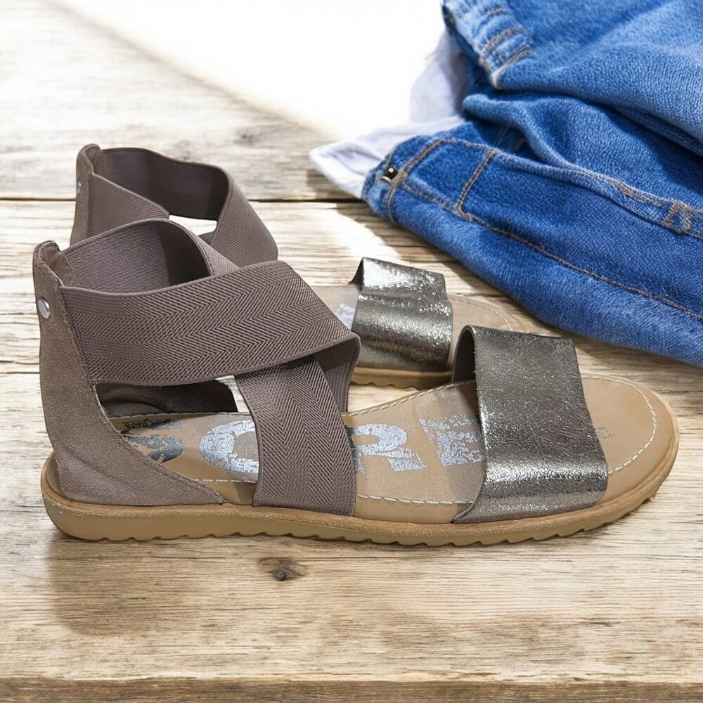Sorel Ella III Sandal With Elastic Ankle Strap & Metallic Detail  Size 6  Taupe/
